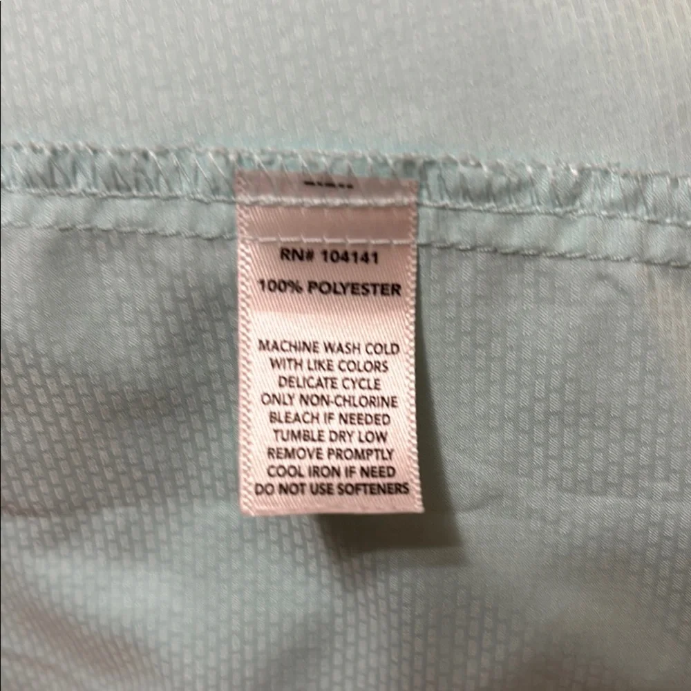 Field & Stream Women's Light Teal Shirt - Picture 7 of 7